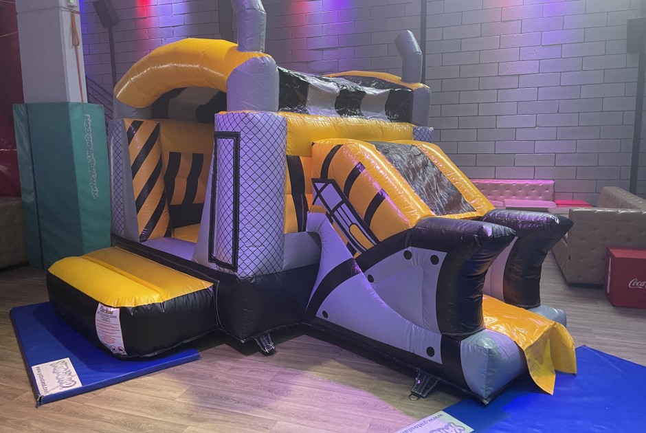 Location jeux, châteaux, animations, décorations gonflables pour vos événements privés ou publics !